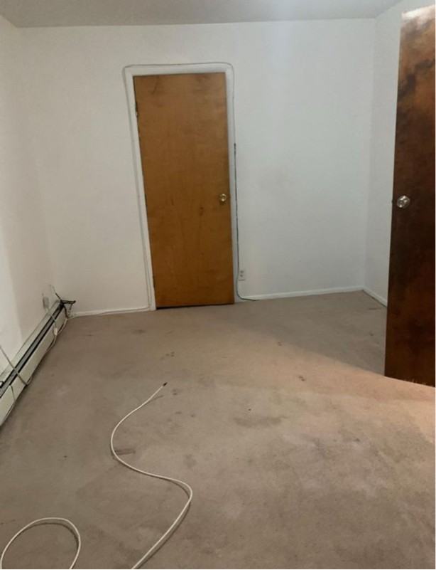 495 S Clinton St #3 - Photo 3 of 8