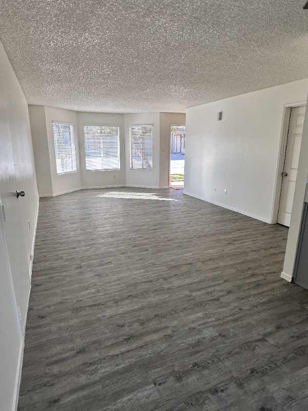 1421 Cimarron Ct #1 - Photo 2 of 10