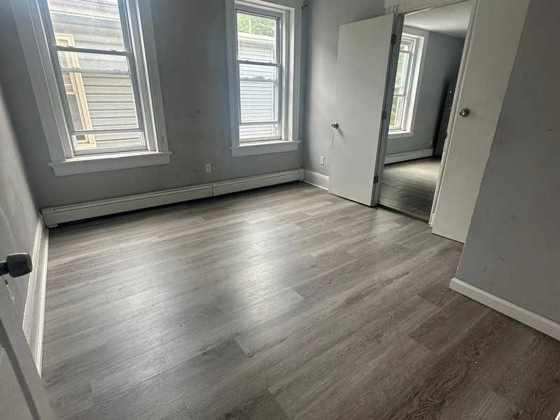 1150 Mary St #2L - Photo 6 of 8