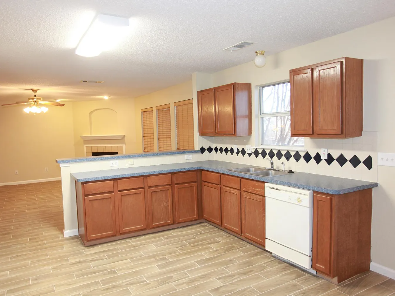 955 Wisperwood Dr - Photo 6 of 10