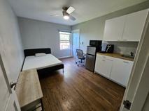 512 Bayview Ave - Photo 1 of 1