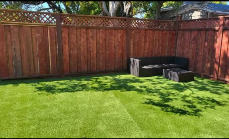 512 Bayview Ave - Photo 6 of 9