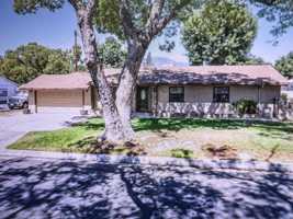 featured image of 11639 Hallwood Dr