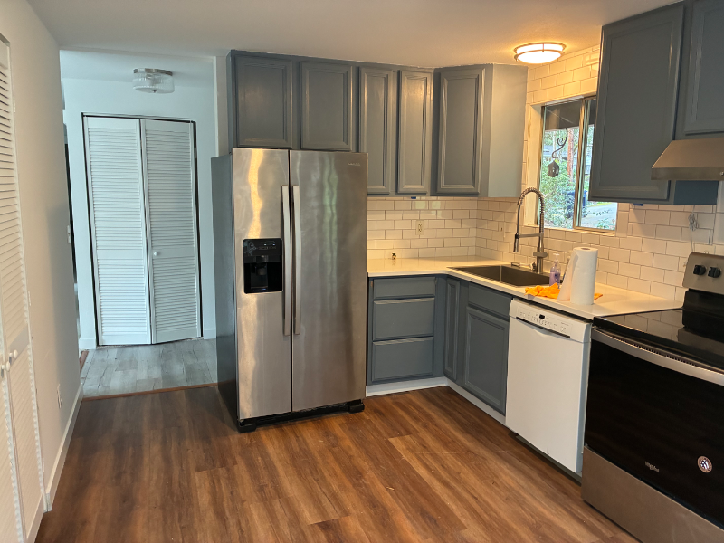 21225 Ne 12th St - Photo 5 of 11