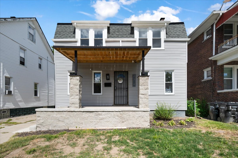 2934 Virginia Park St - Photo 2 of 14