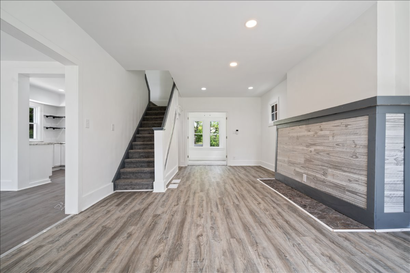 2934 Virginia Park St - Photo 3 of 14