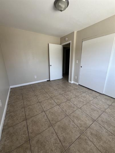 851 33rd St #1 - Photo 4 of 8