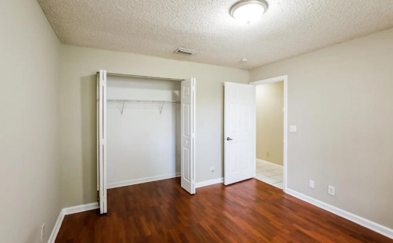 22 Save - Photo 3 of 7