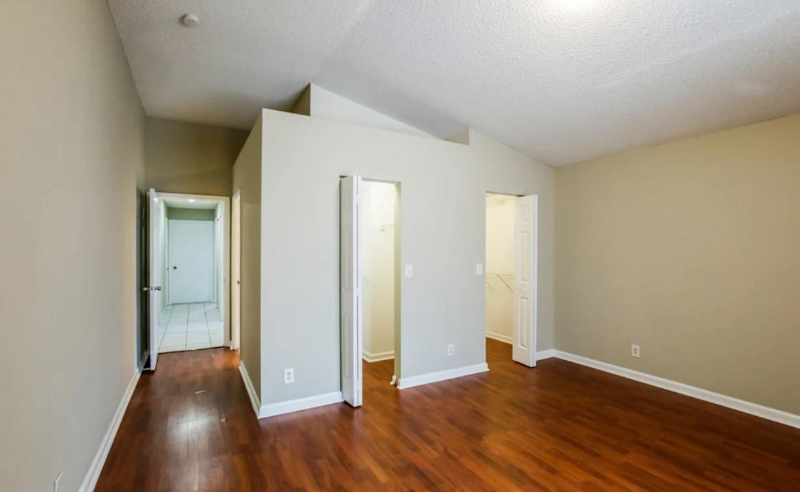 22 Save - Photo 4 of 7