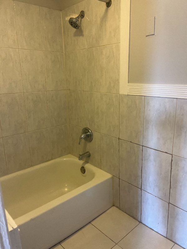 54 Village St - Photo 7 of 10