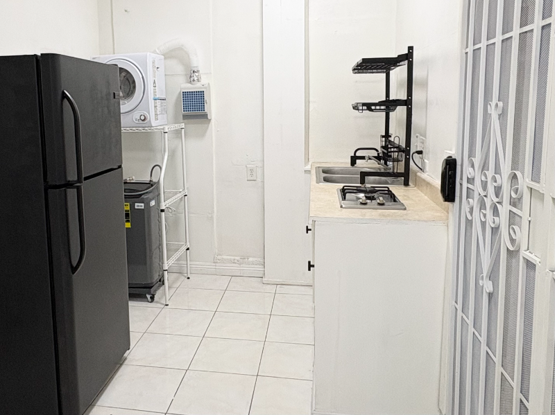 2177 W Crestwood Ln - Photo 6 of 12