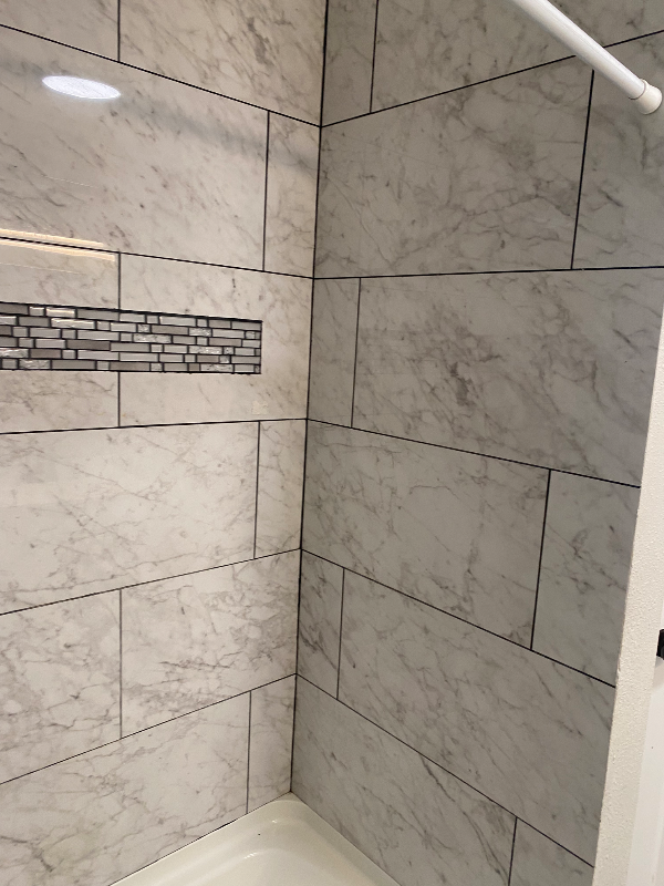 3400 E 14th St #2 - Photo 2 of 18