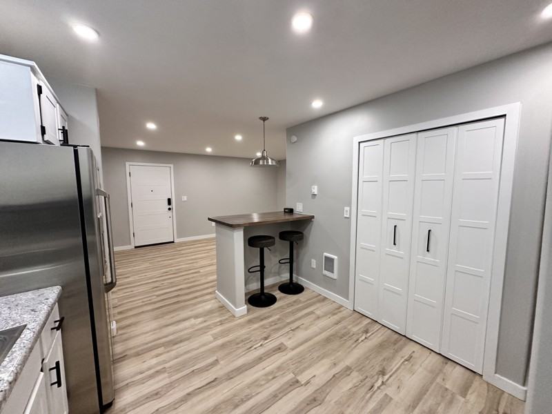 328 Andlivingston Street #326 - Photo 4 of 20