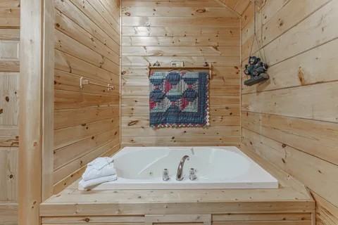 1919 Buckeye View Way - Photo 4 of 6