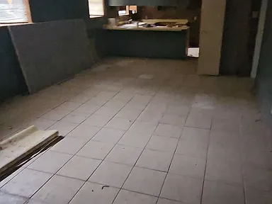 539 Erie St - Photo 6 of 10