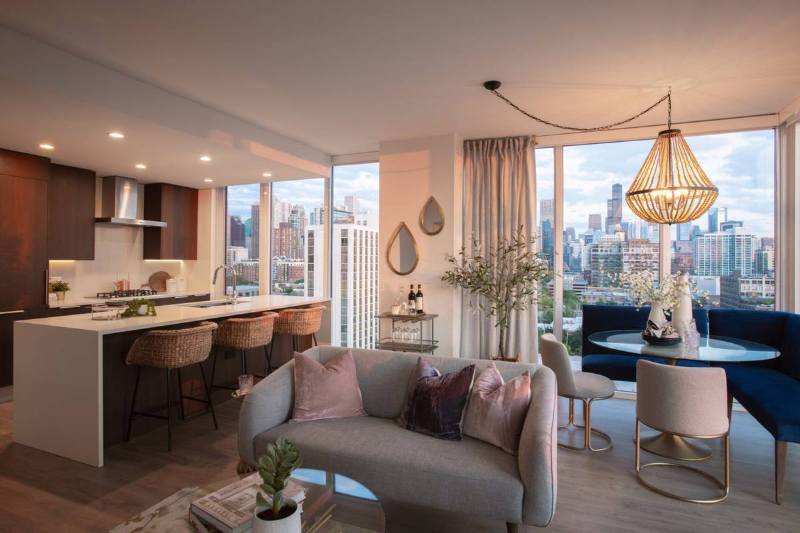 170 W Hill St - Photo 3 of 20