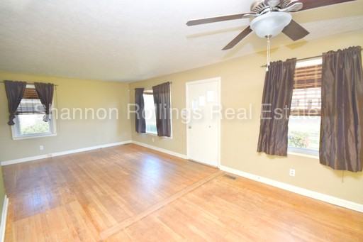 113 Hawthorne St - Photo 2 of 8