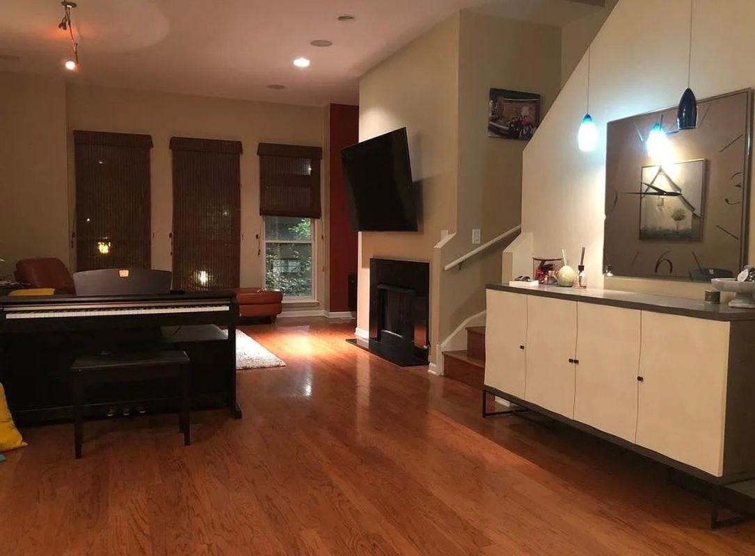 842 W 15th Pl - Photo 3 of 14