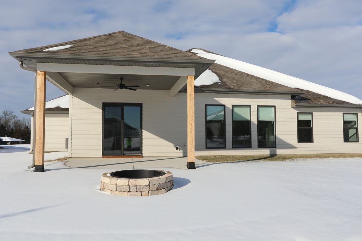 4404 Kingston Heath Dr - Photo 4 of 36