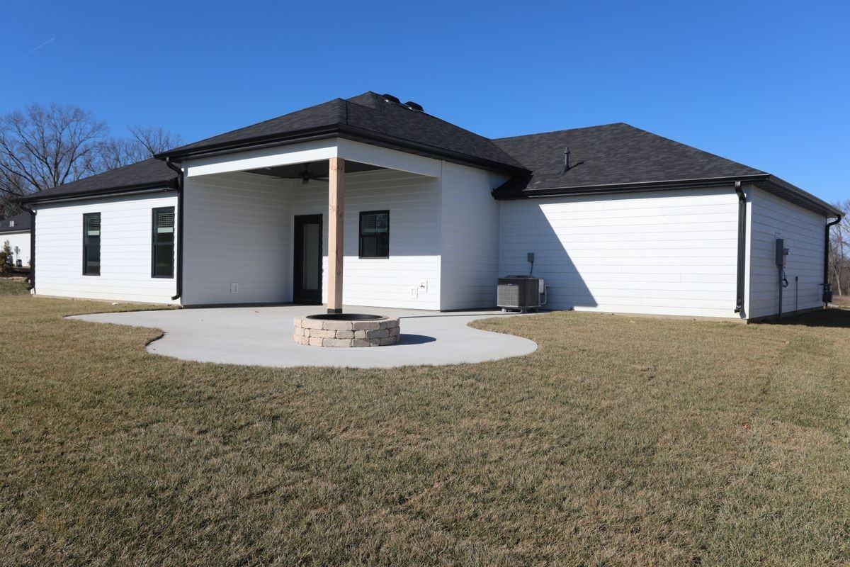 4400 Kingston Heath Dr - Photo 7 of 35