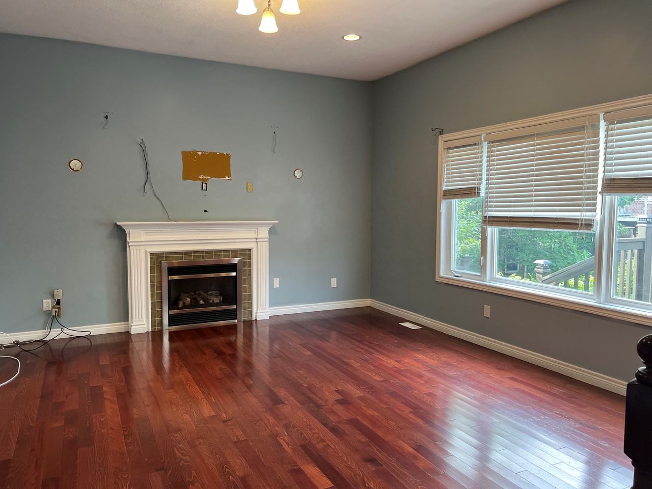 45 Irving Crescent - Photo 4 of 16