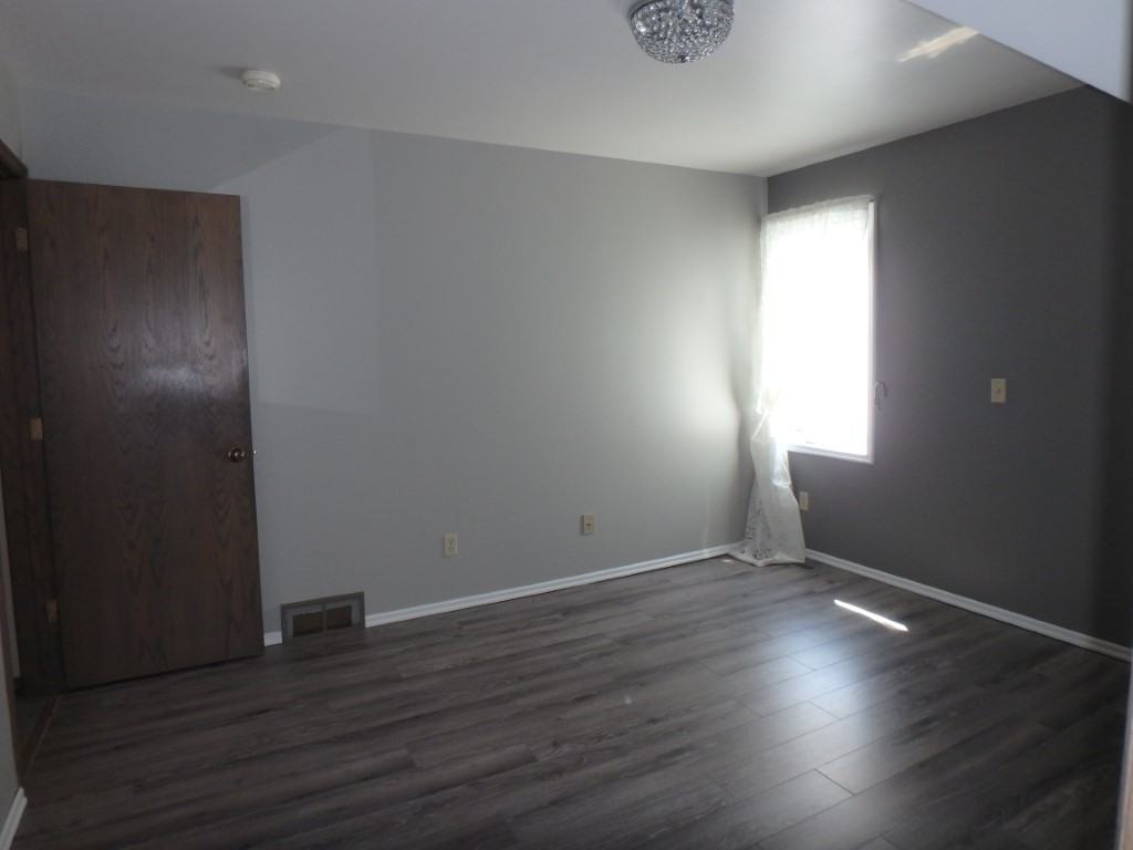 100 Brahms Bay - Photo 3 of 20