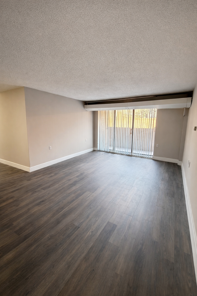 Monroe Park Towers Apartments - Photo 2 of 8