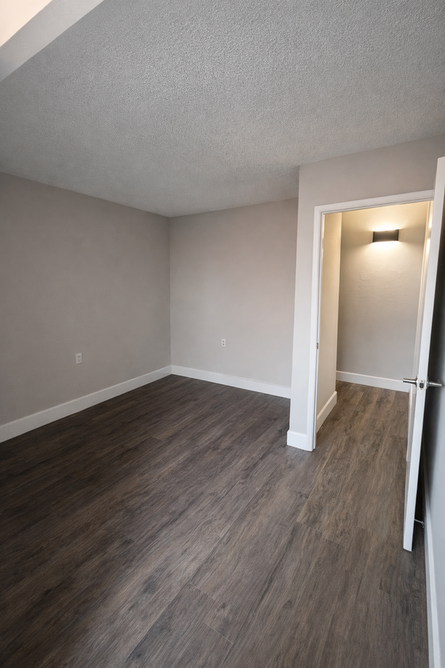 Monroe Park Towers Apartments - Photo 6 of 8