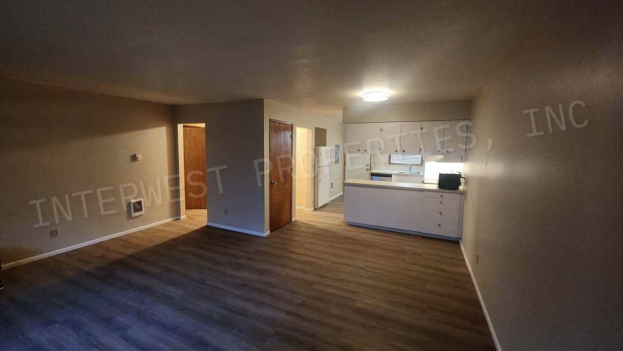 10 E Avenue #C - Photo 4 of 17