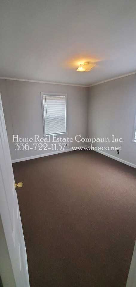 2332 Cherry St #A - Photo 3 of 7