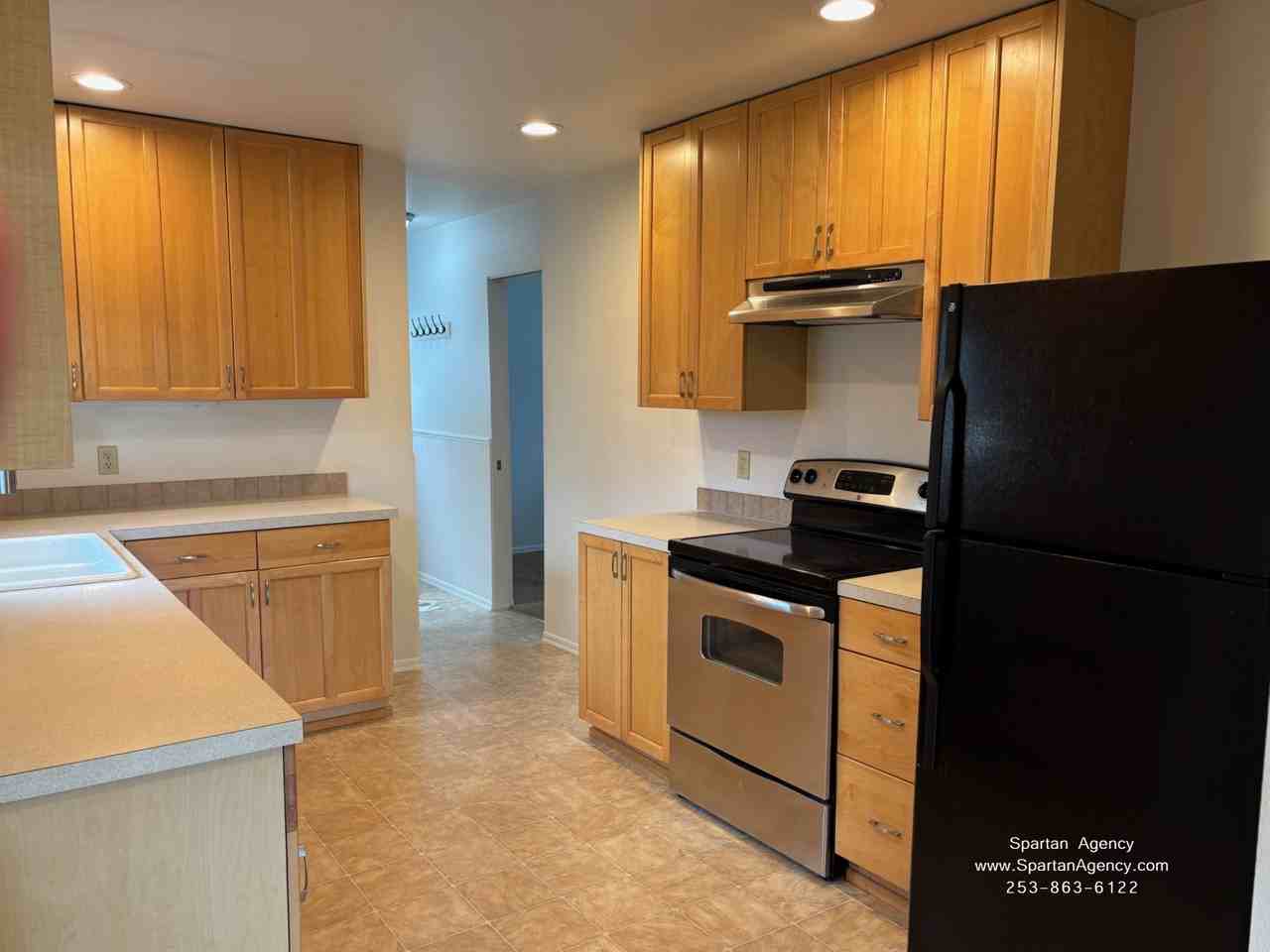 1405 4th Avenue Northwest - Photo 5 of 23