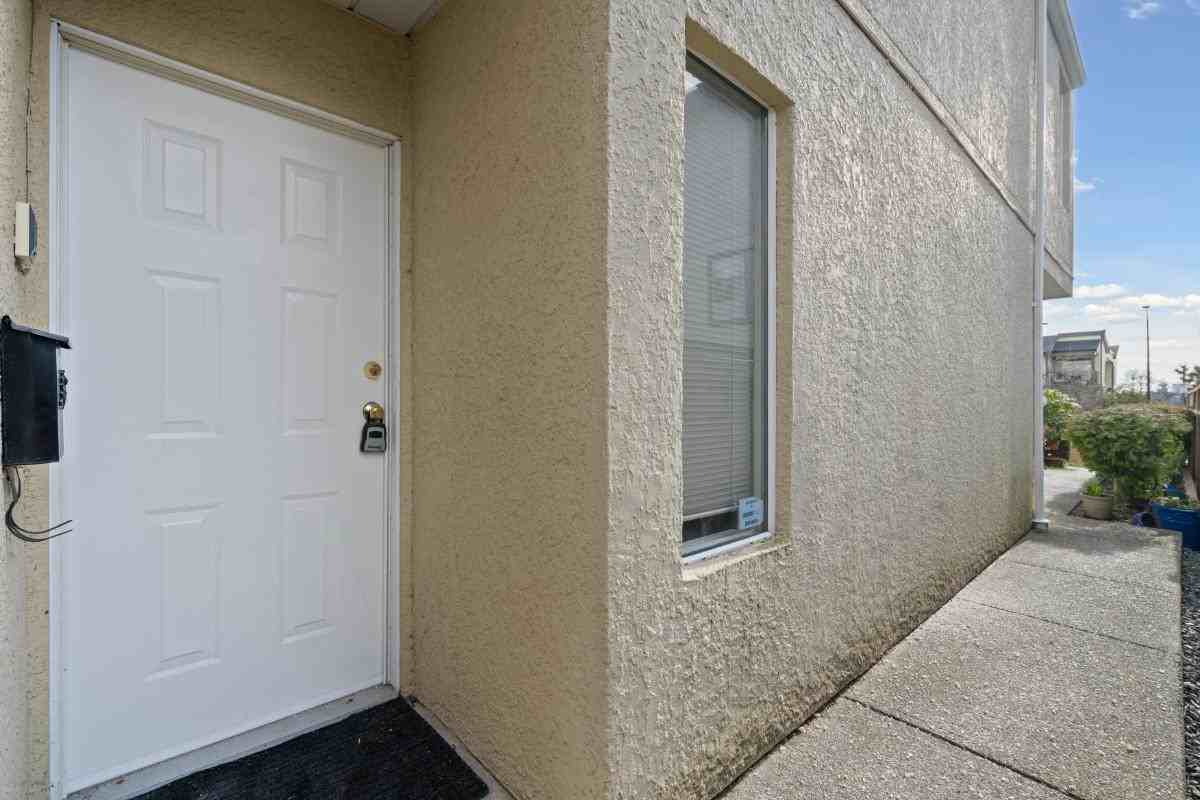 238 West 4th Street #1 - Photo 3 of 21