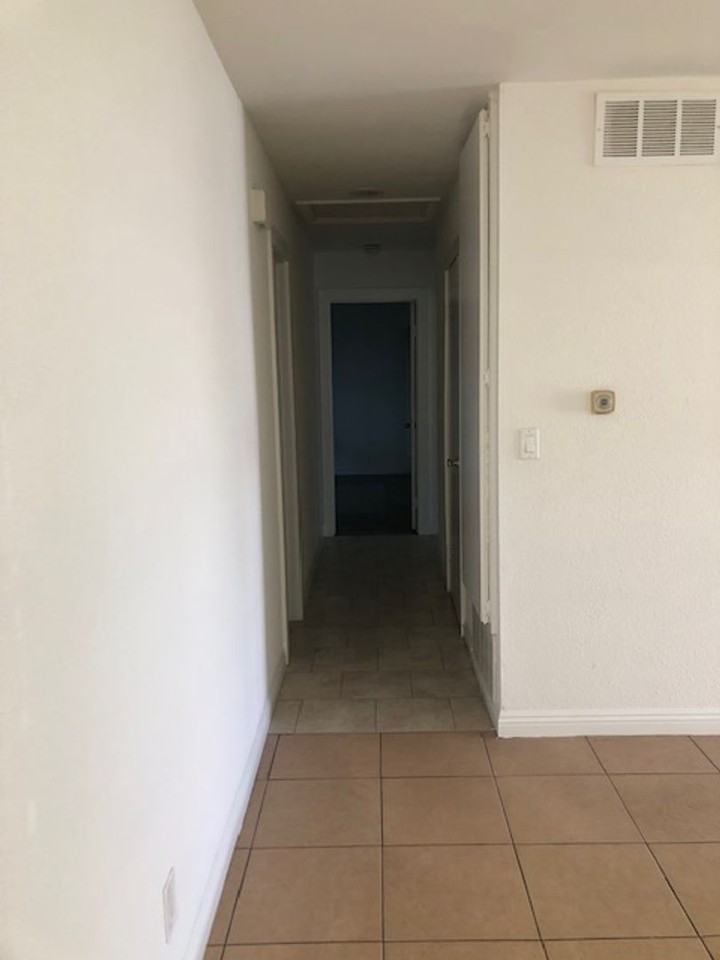 2146 - Photo 6 of 30