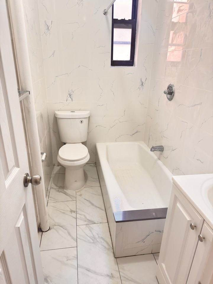 42-14 Union Street #1G - Photo 5 of 7