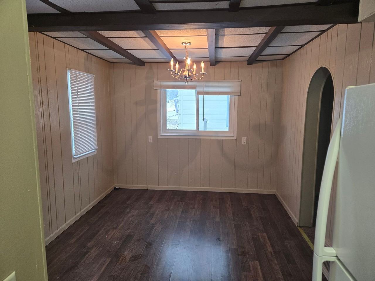 159 Monroe St - Photo 4 of 7