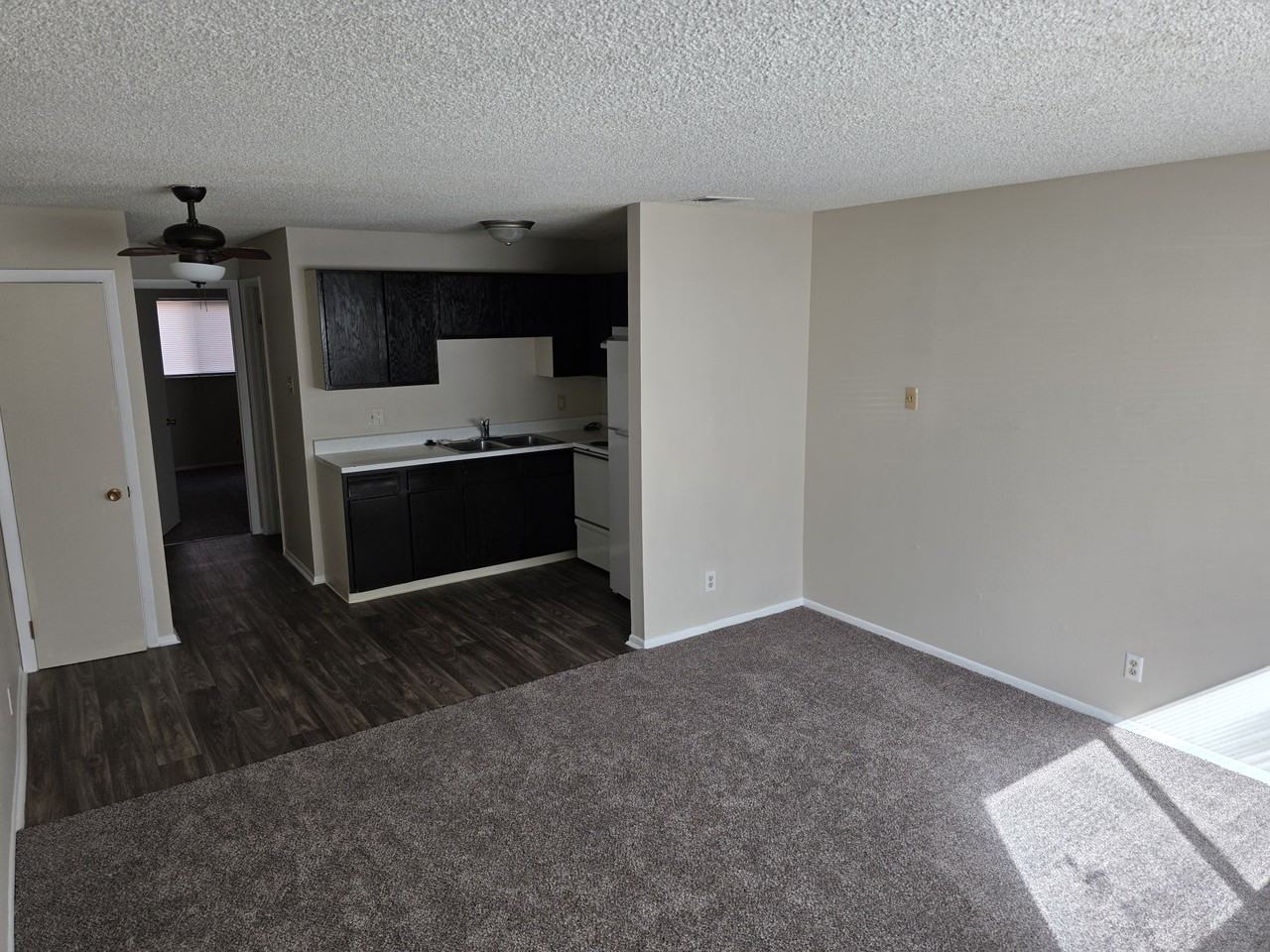 69 Blackburn Ln #6 - Photo 4 of 8