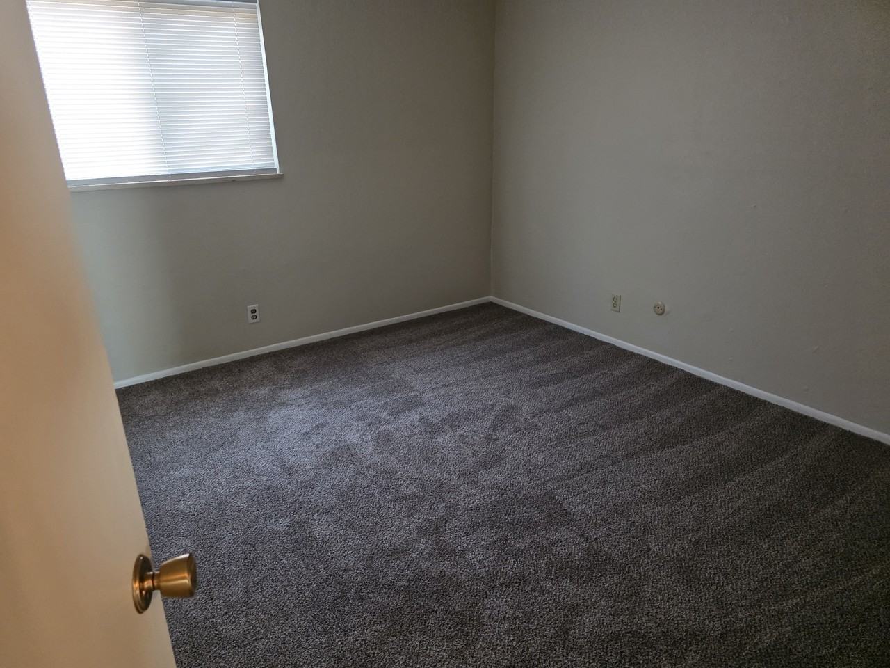 69 Blackburn Ln #6 - Photo 6 of 8