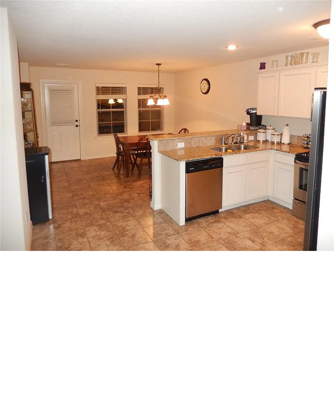 848 Oakwood Ct #848 - Photo 4 of 8