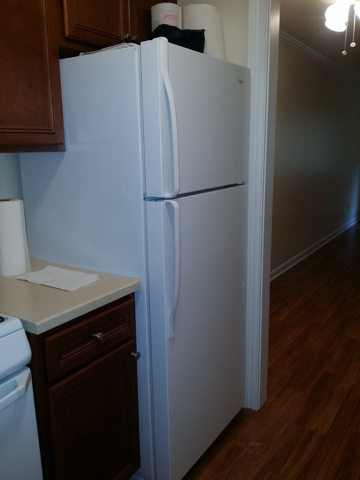 235 Henry Ave #31J - Photo 2 of 6