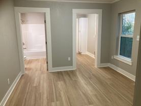 736 W 1st Ave #B - Photo 1 of 1