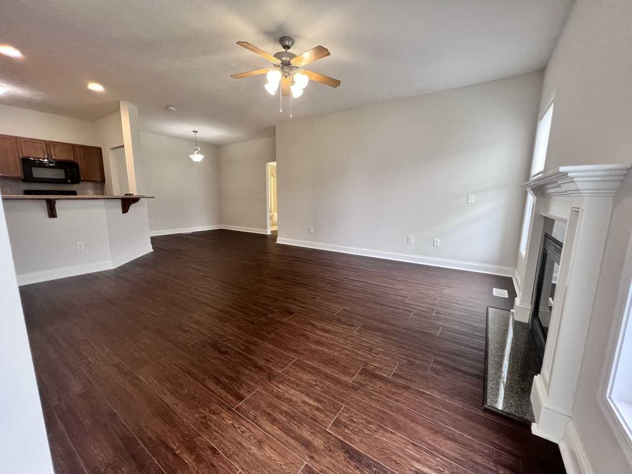 3020 E Stillwater Lndg #104 - Photo 3 of 18