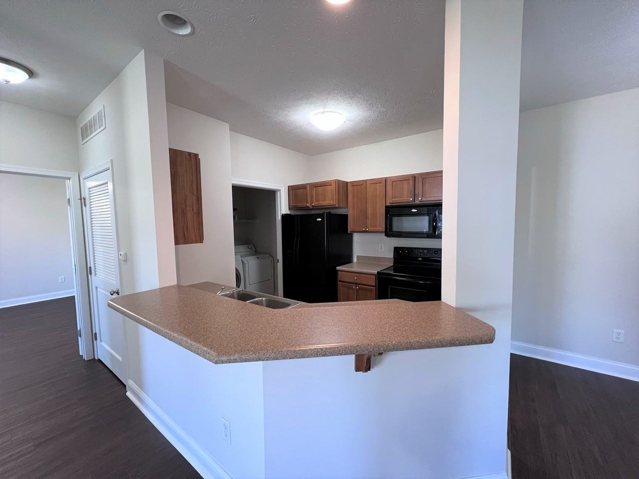 3020 E Stillwater Lndg #104 - Photo 6 of 18