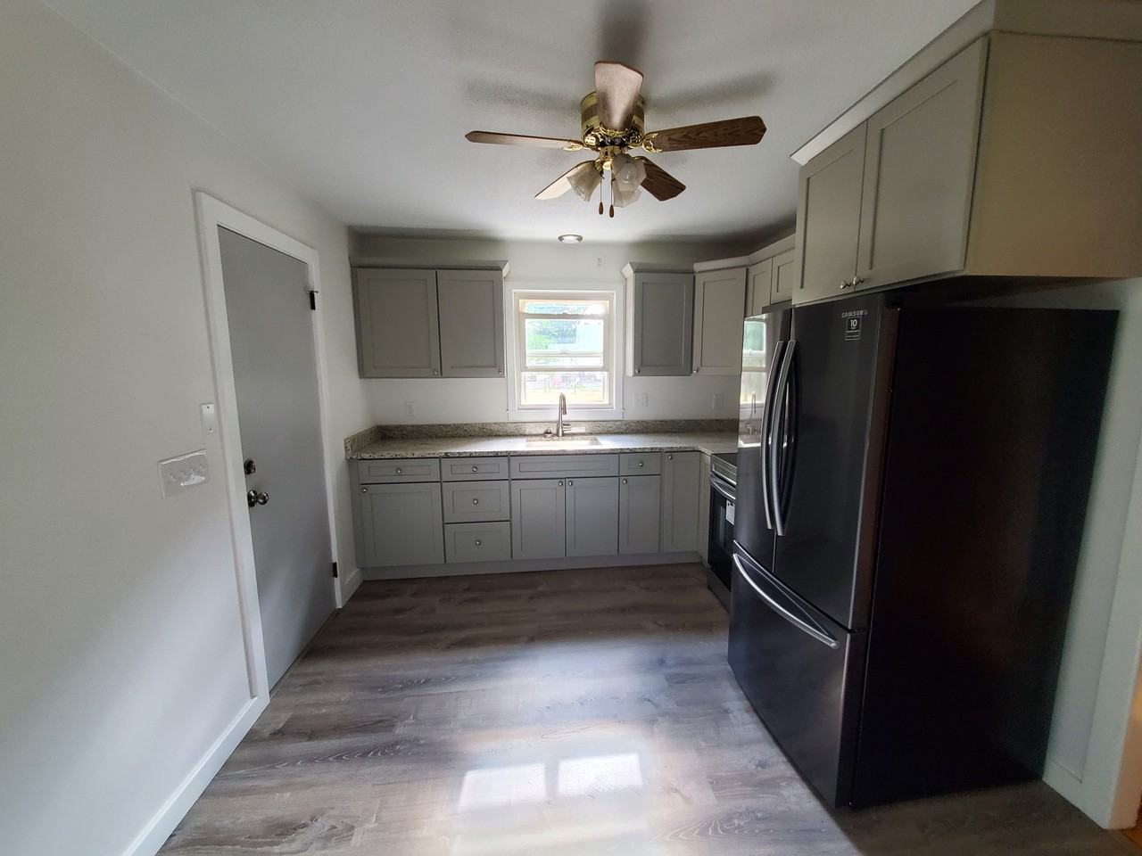 1 Avon Dr #3AVONAVE - Photo 7 of 18