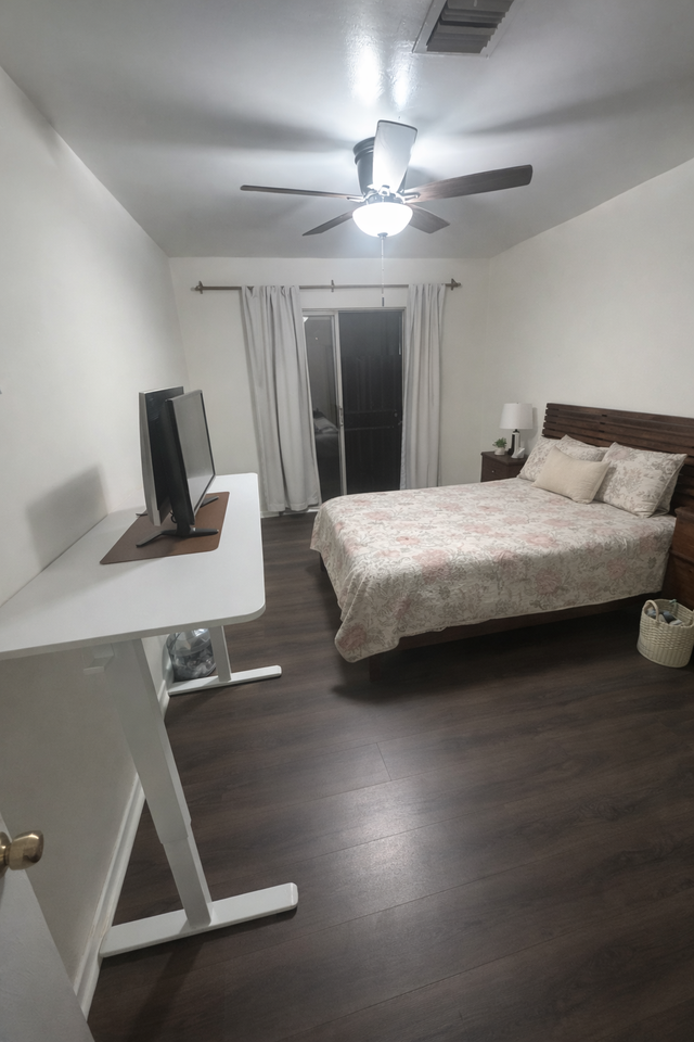 160 W 49th St #NA - Photo 4 of 7