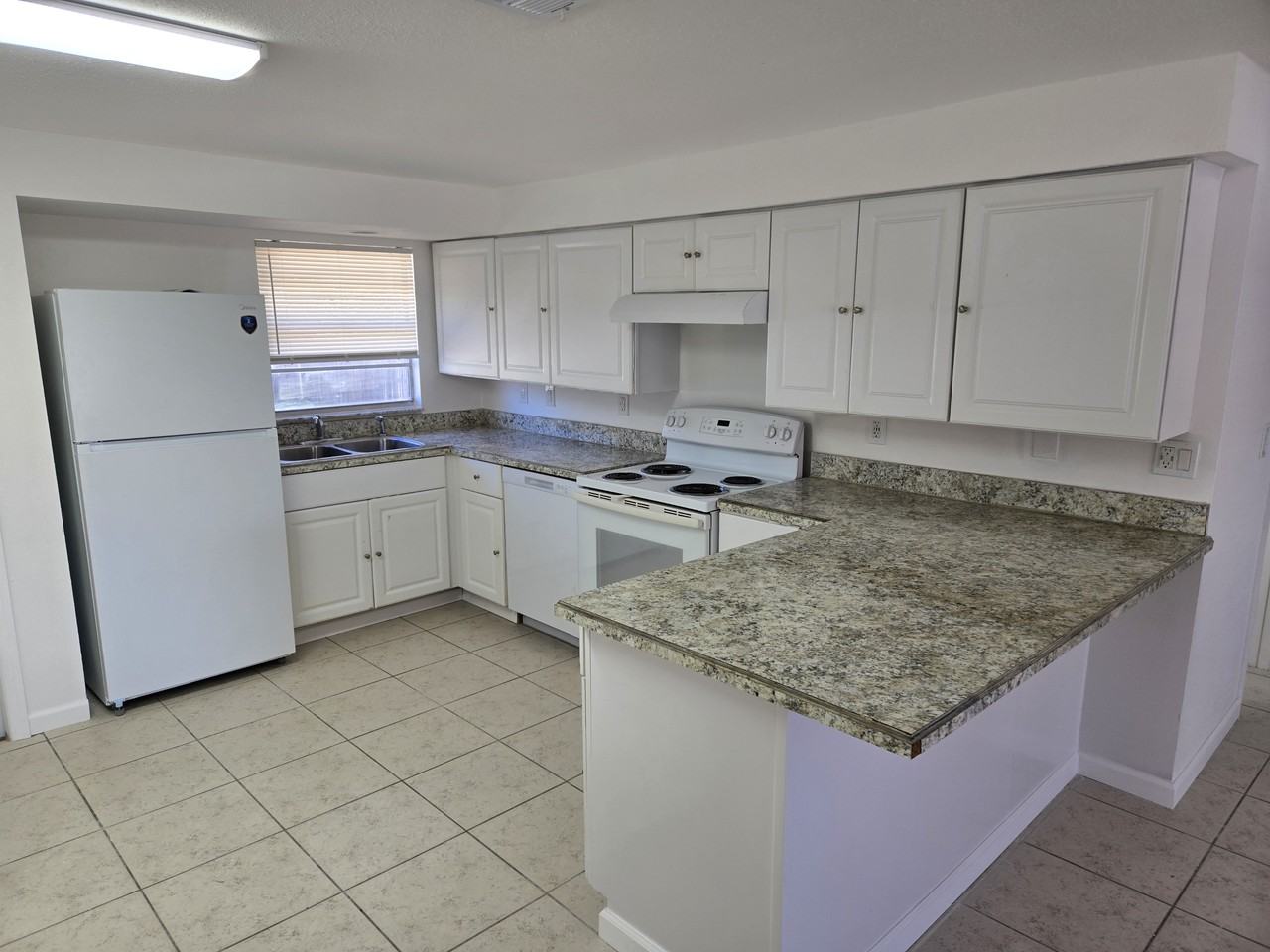 2749 17th St #NA - Photo 2 of 12