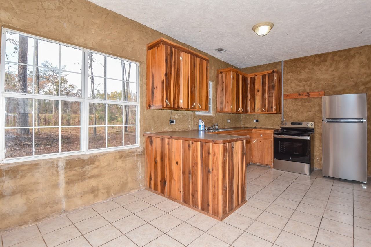 4526 Rock Springs Rd #NA - Photo 7 of 13