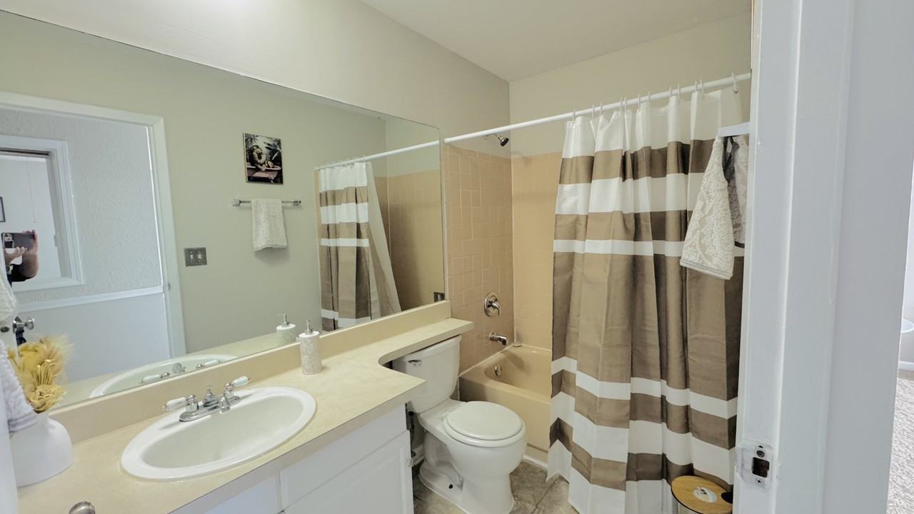 2363 Cove Dr #NA - Photo 2 of 11