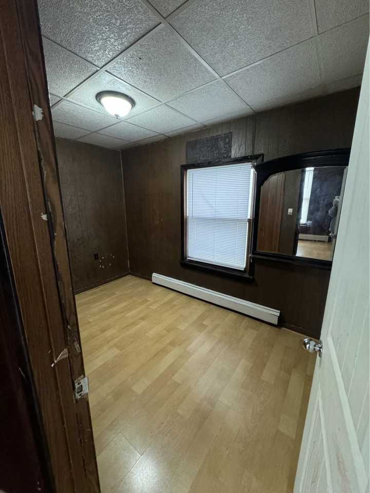 333 Edmund Ave #1 - Photo 5 of 6