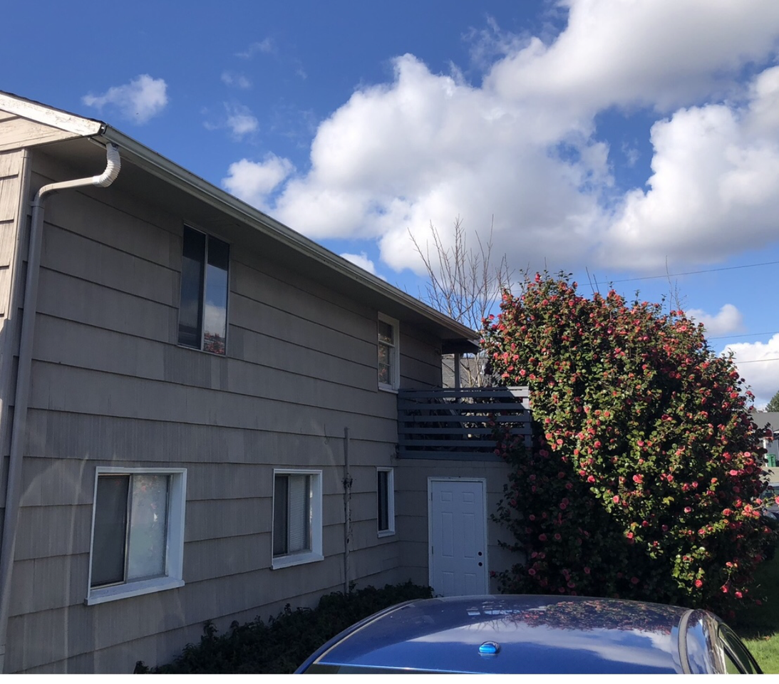 127 1/2 14th Ave #B - Photo 5 of 8