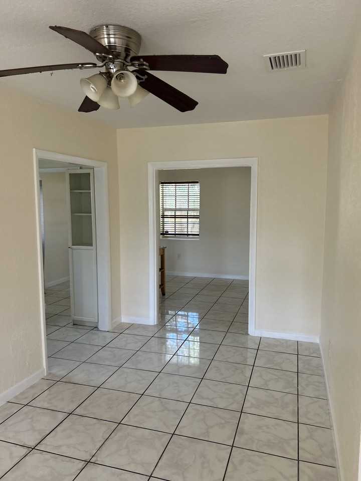 327 Nw 59th Ter #NA - Photo 6 of 10